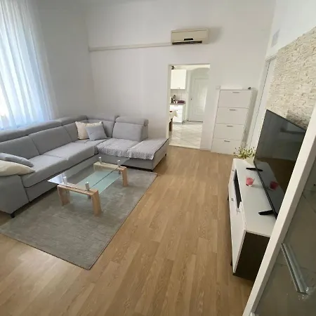 Apartment Luseven - Vacation Near To And *